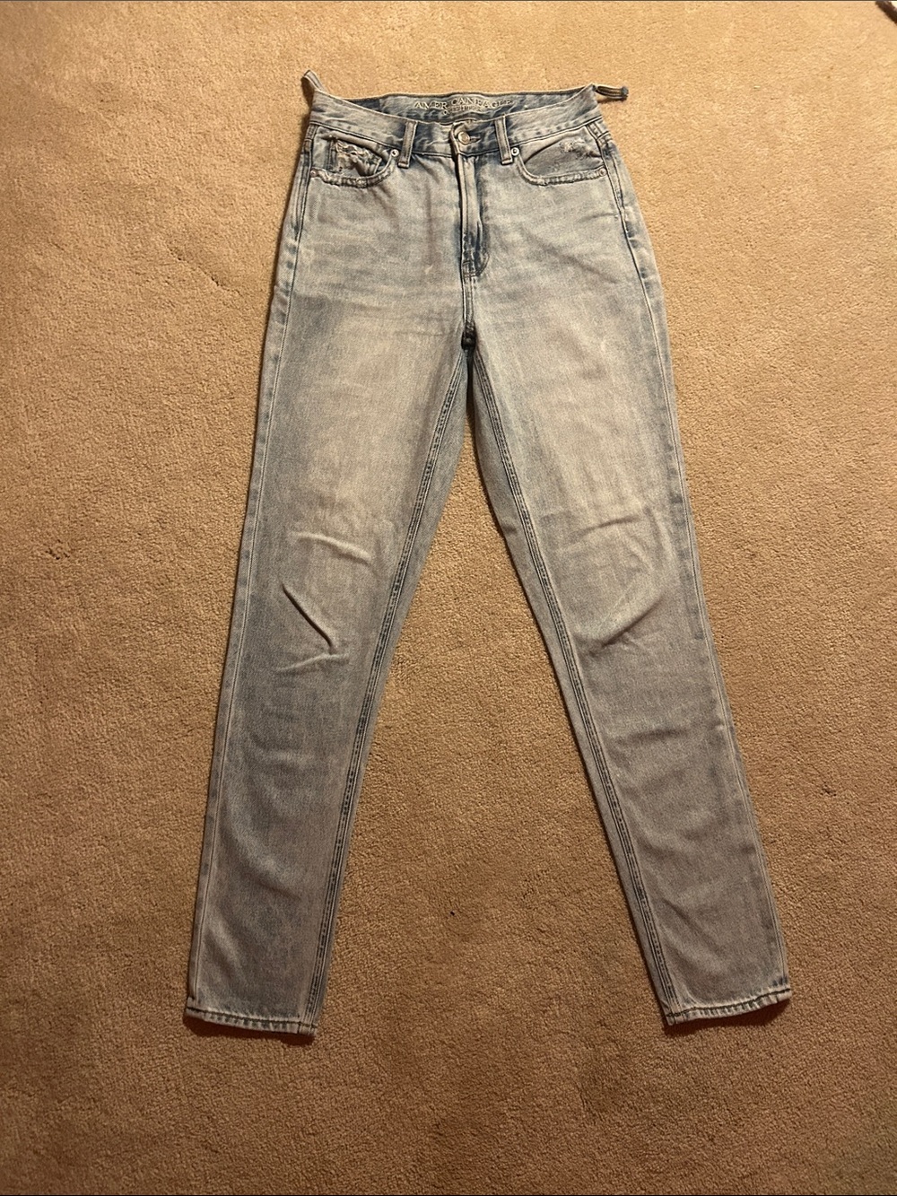 American Eagle Women's X-Long Light Wash Jeans